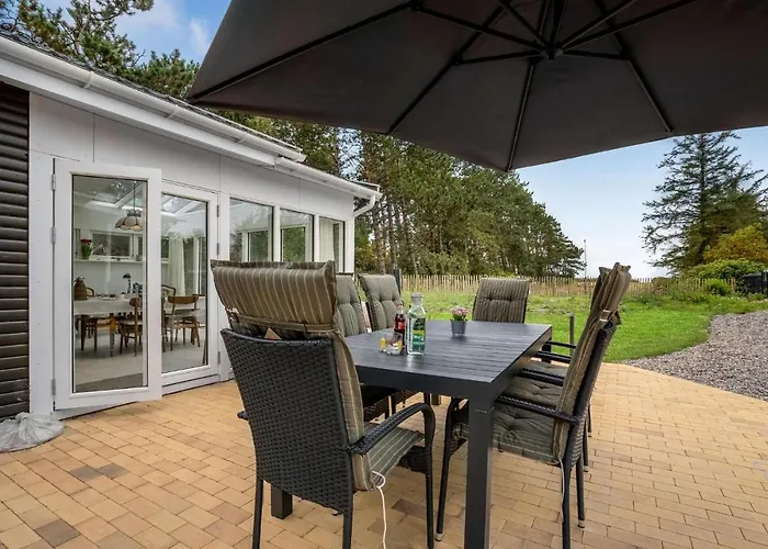 4 Bedroom Front In Sydals